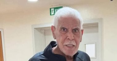 متابعة دورية لحسن شحاتة من الطاقم الطبى بعد عملية الـ13 ساعة – يلا شوت