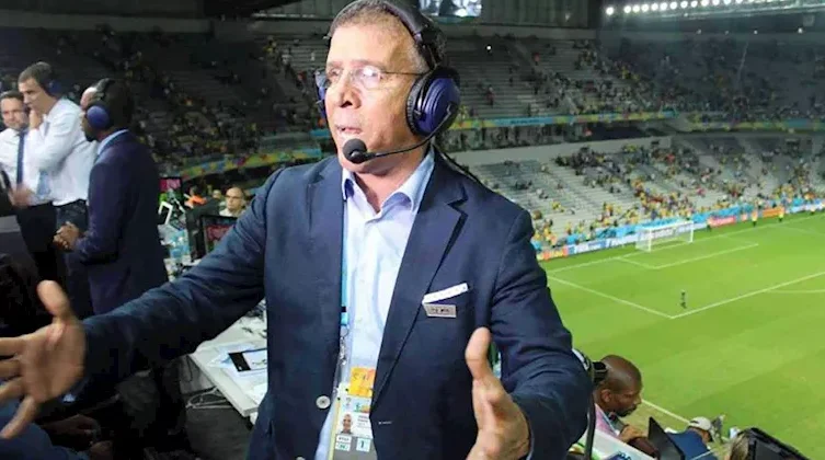 حفيظ دراجي يحتفل بتأهل مصر لنصف نهائي أمم أفريقيا ويعبر عن حبه لها – يلا شوت