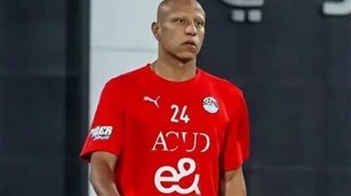 عمرو الجزار يغيب عن مرانه الأول مع الأهلي بسبب إصابة العضلة الضامة