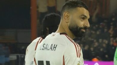 ليفربول يهدد مرمى بورنموث بعد مرور 15 دقيقة – يلا شوت