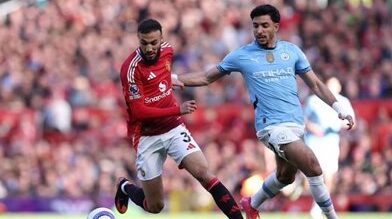 موعد مباراة مانشستر يونايتد ومانشستر سيتي في الدوري الإنجليزي والقنوات الناقلة