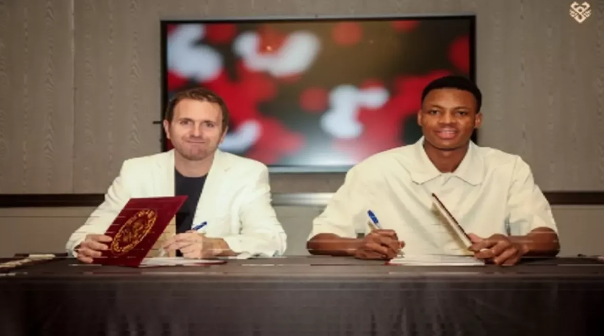 موهبة غينية 17 عامًا تنضم للخلود… هل ترفع الفريق من المركز الـ13؟ – يلا شوت