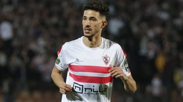 أحمد فتوح يدعم الزمالك أمام المصري من مدرجات استاد السويس – يلا شوت