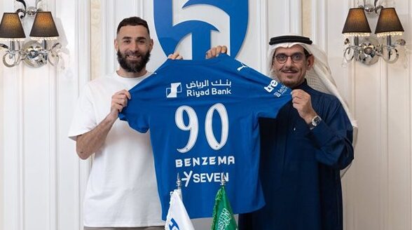 موقف كريم بنزيما من مباراة الهلال والأخدود في دوري روشن – يلا شوت